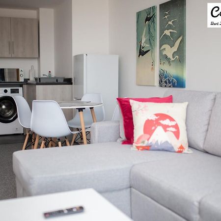 Cocooonstays Short Lets & Accommodation 斯劳 外观 照片